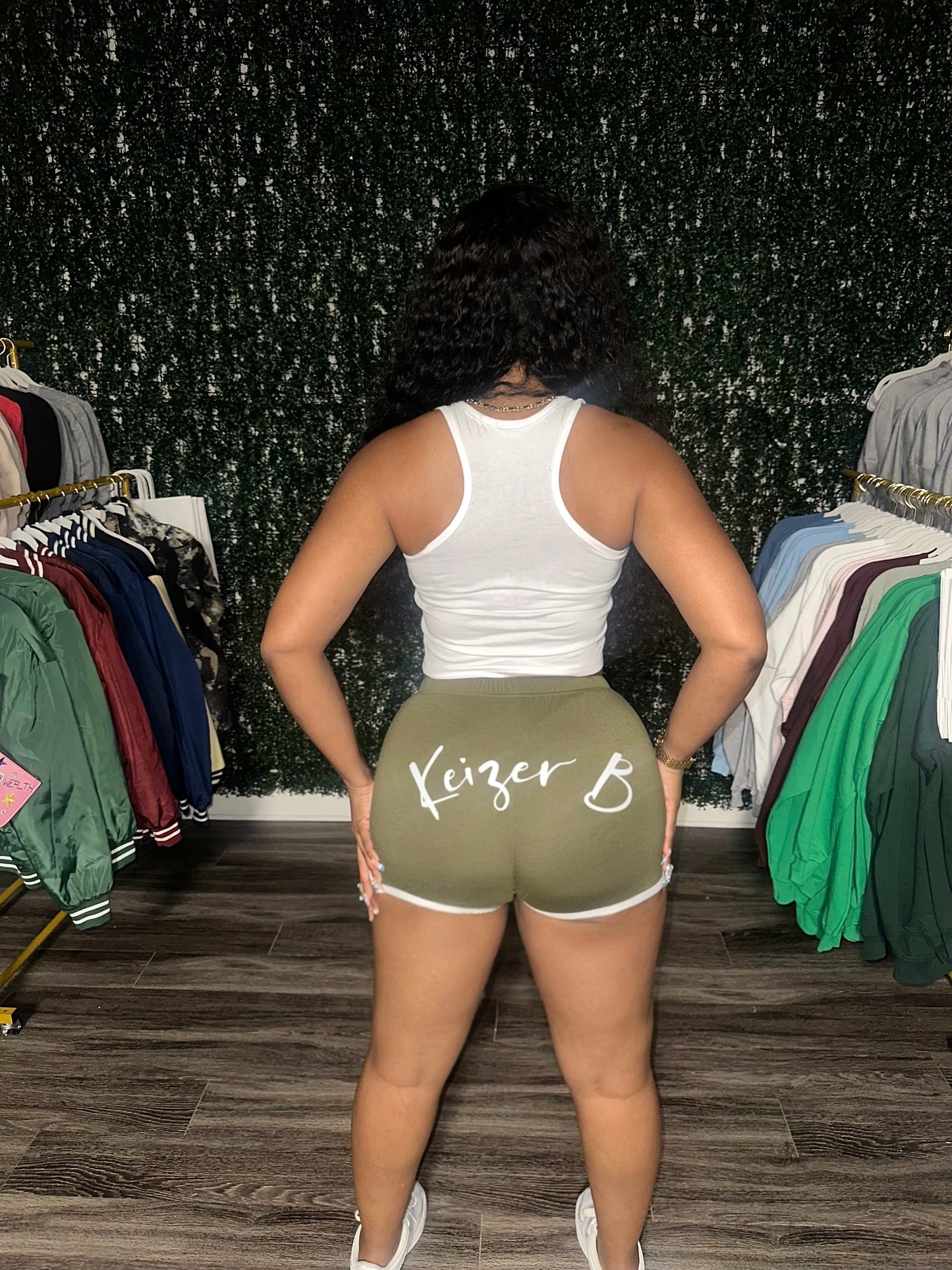 The OLIVE GREEN KB STAR LOGO WOMEN SHORT SET.