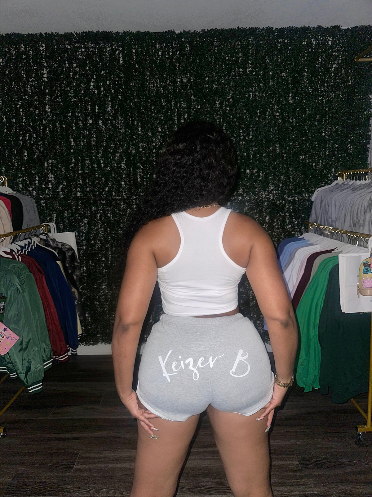 The GRAY KB STAR LOGO WOMEN SHORT SET.