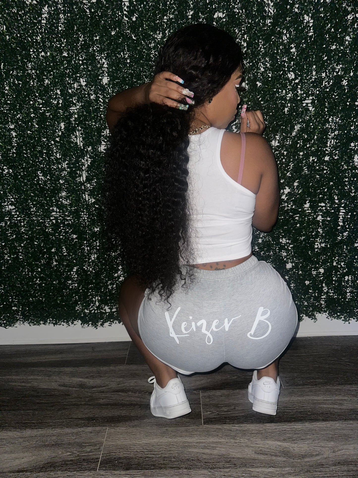 The GRAY KB STAR LOGO WOMEN SHORT SET.