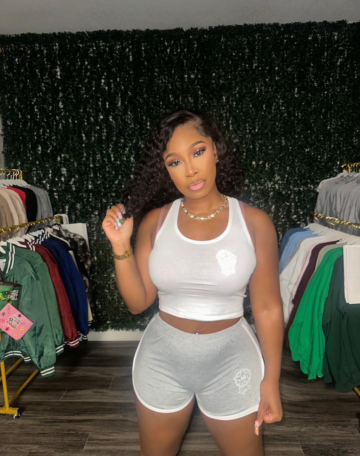 The GRAY KB STAR LOGO WOMEN SHORT SET.