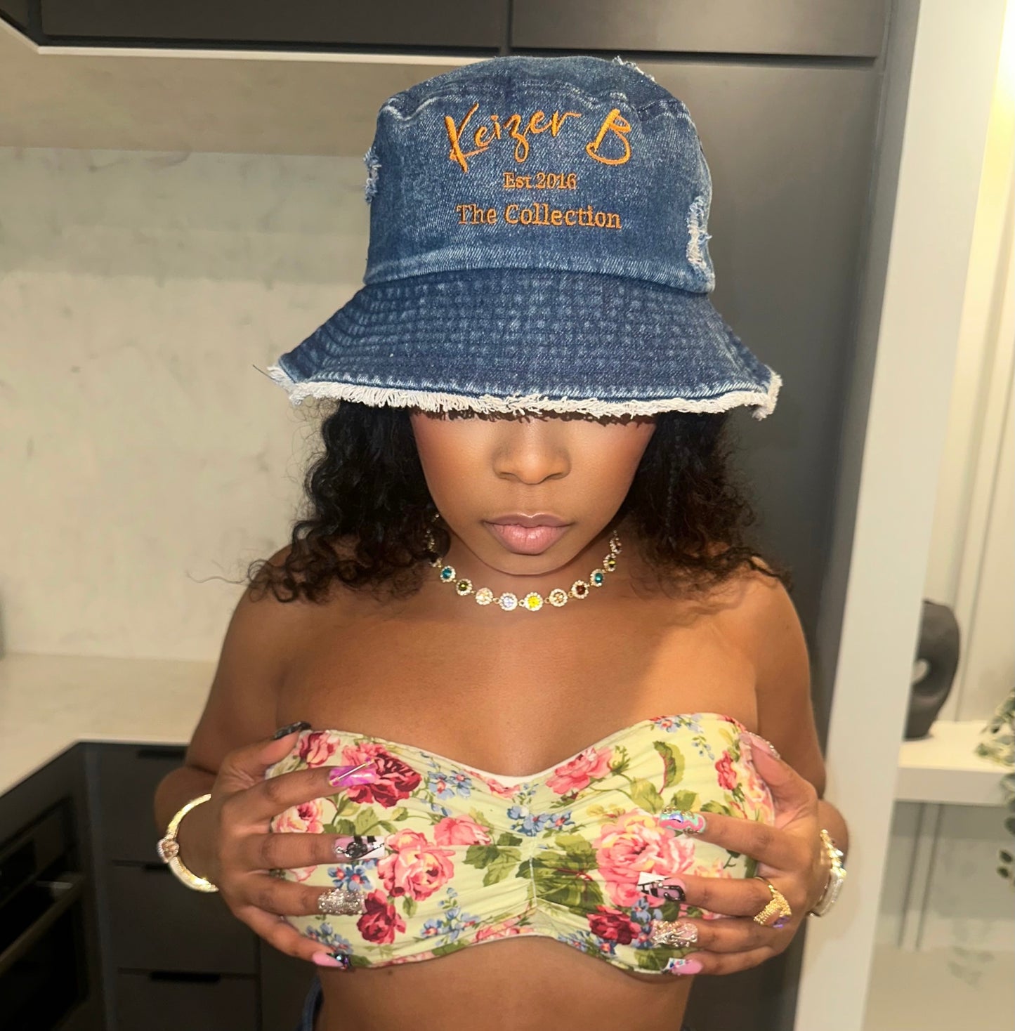 BLUE DENIM BUCKET HAT WOMEN (2 Colors)